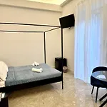 Palermo Central Rooms ゲストハウス 3*