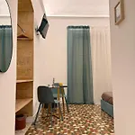 ゲストハウス Palermo Central Rooms パレルモ