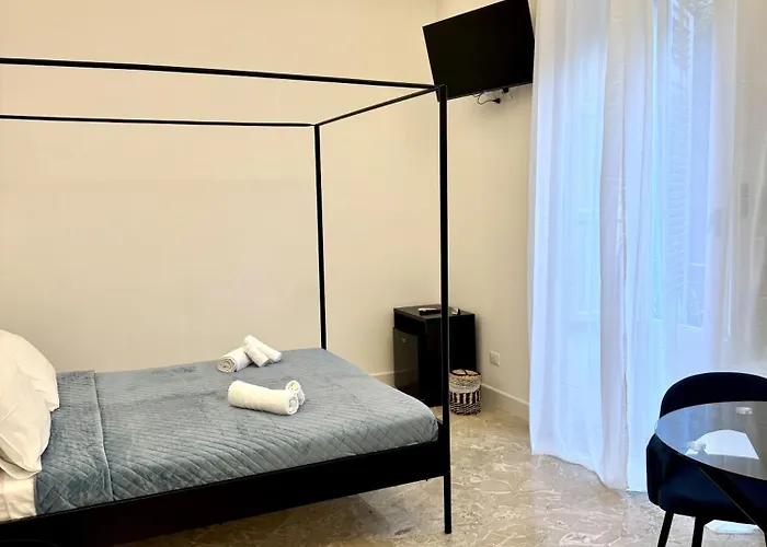 Palermo Central Rooms Gasthof 3*