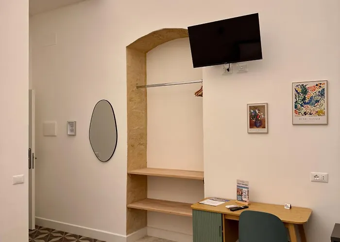 Palermo Central Rooms Gasthof 3*